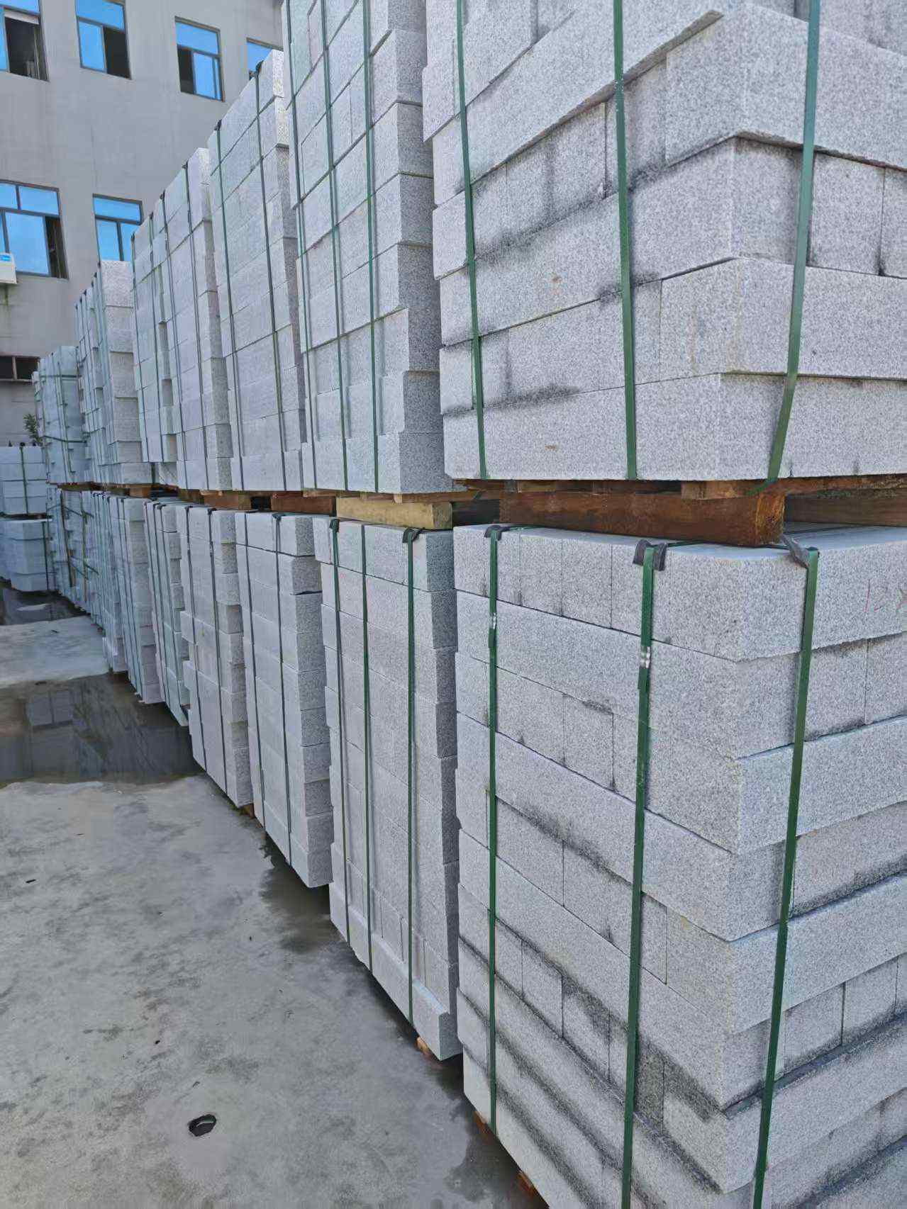 合肥芝麻白路牙石，路侧石