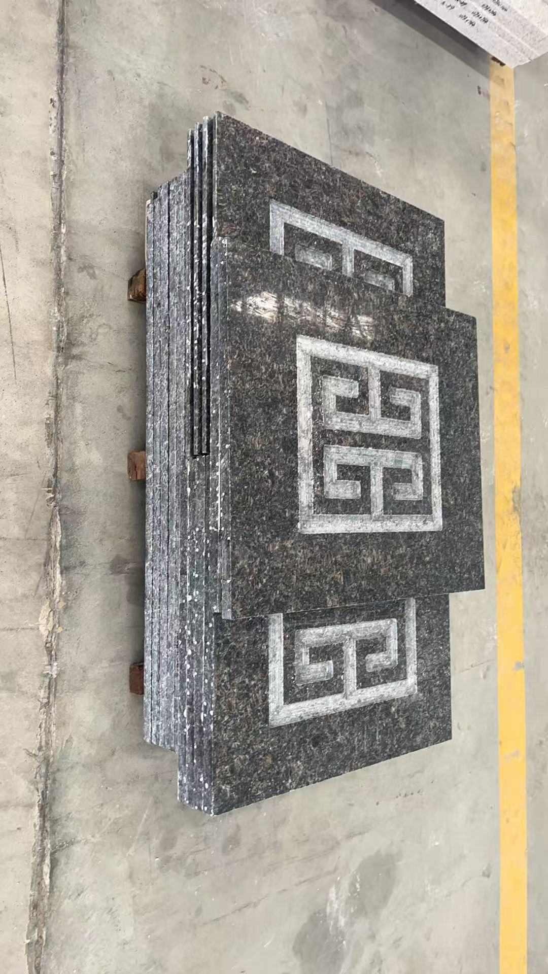 合肥英国棕回纹雕刻版